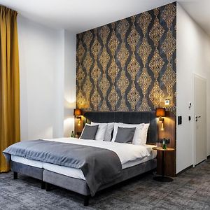 Deluxe Junior Suite